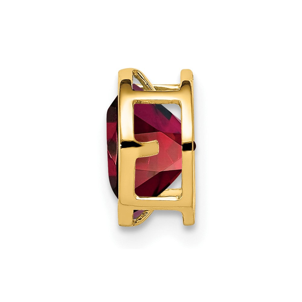 14k 7mm Garnet bezel pendant (0.28 grams)