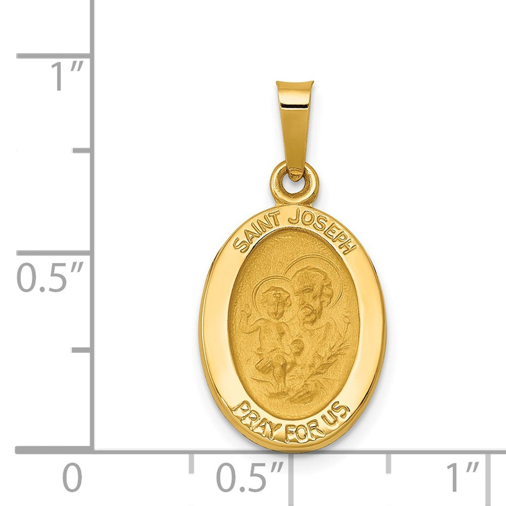 14k Yellow Gold 12.5 mm Polished and Satin St Joseph Medal Hollow Pendant (0.88 grams)