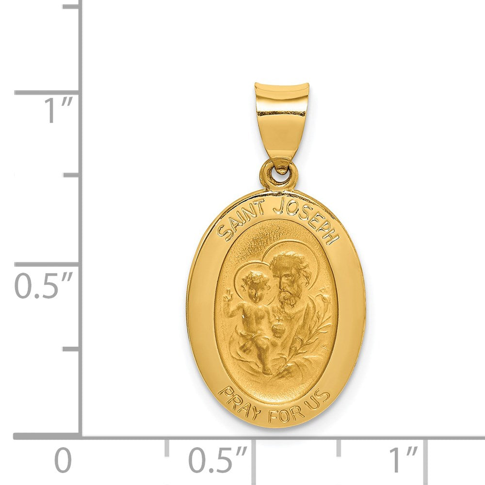 14k Yellow Gold 13.85 mm Polished and Satin St Joseph Medal Hollow Pendant (1.3 grams)