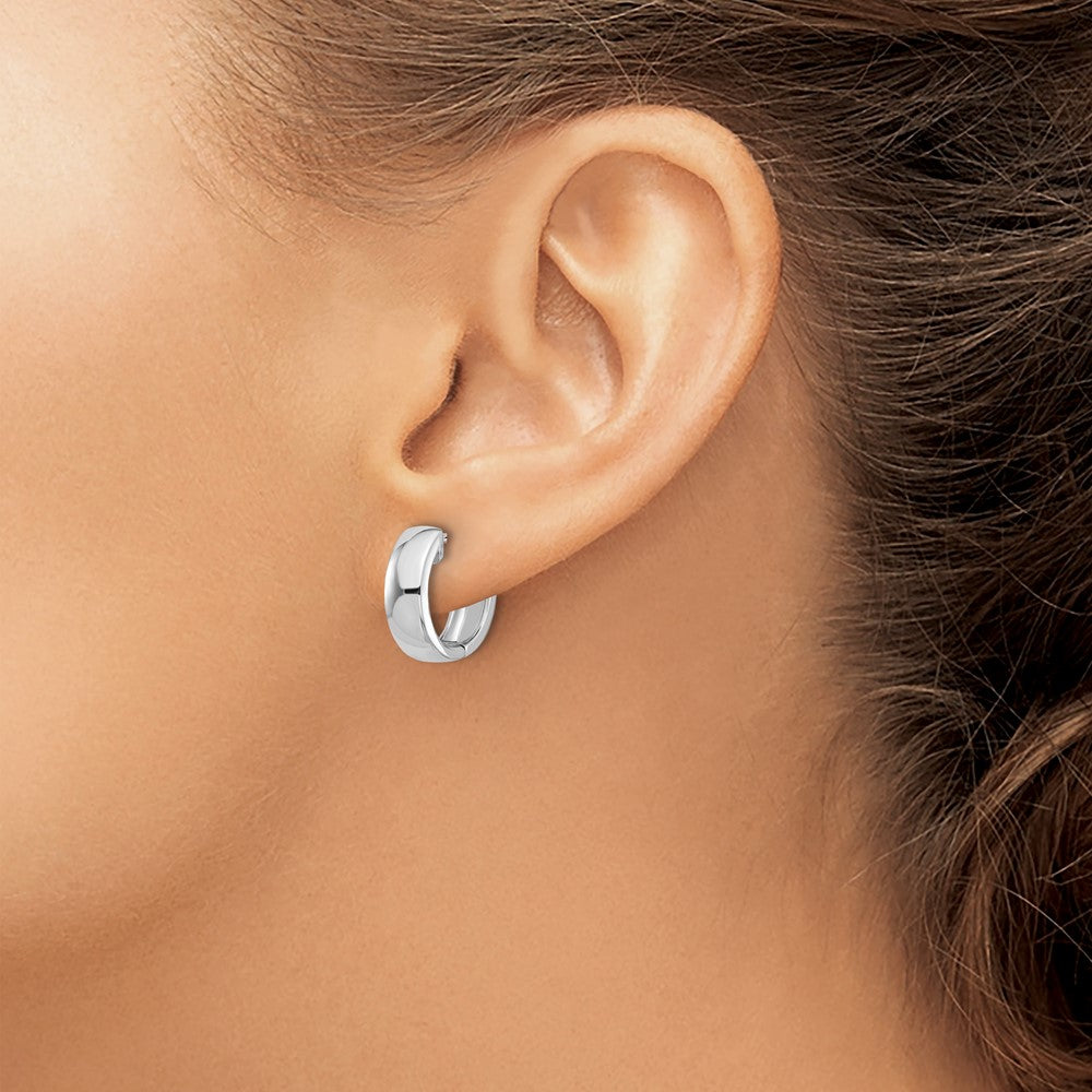 14k White Gold 5.5 mm Round Hinged Hoop Earrings (5.61 grams)