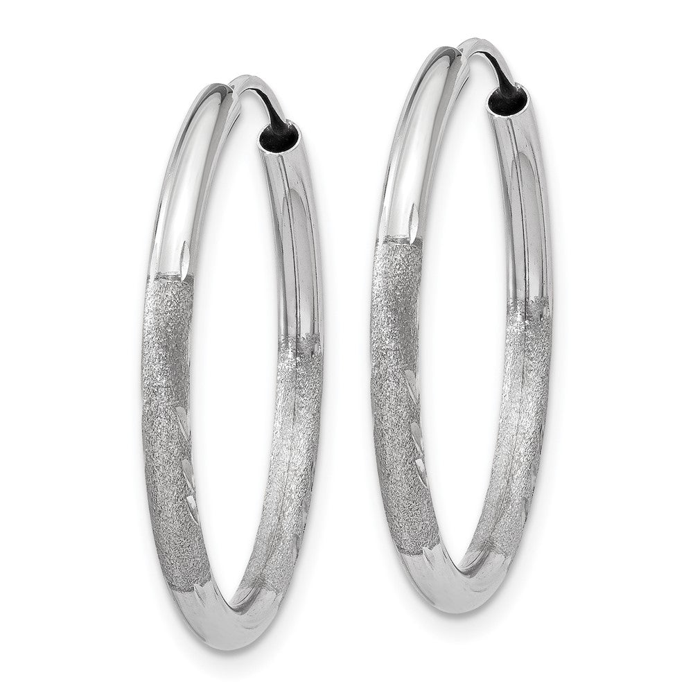 14k White Gold 21 mm Diamond-cut Endless Hoop Earrings (1.14 grams)