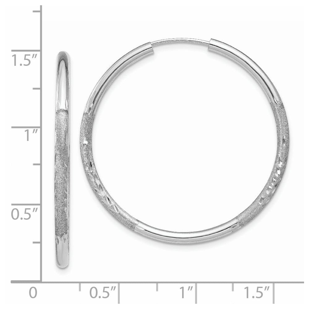 14k White Gold 30 mm Diamond-cut Endless Hoop Earrings (1.78 grams)