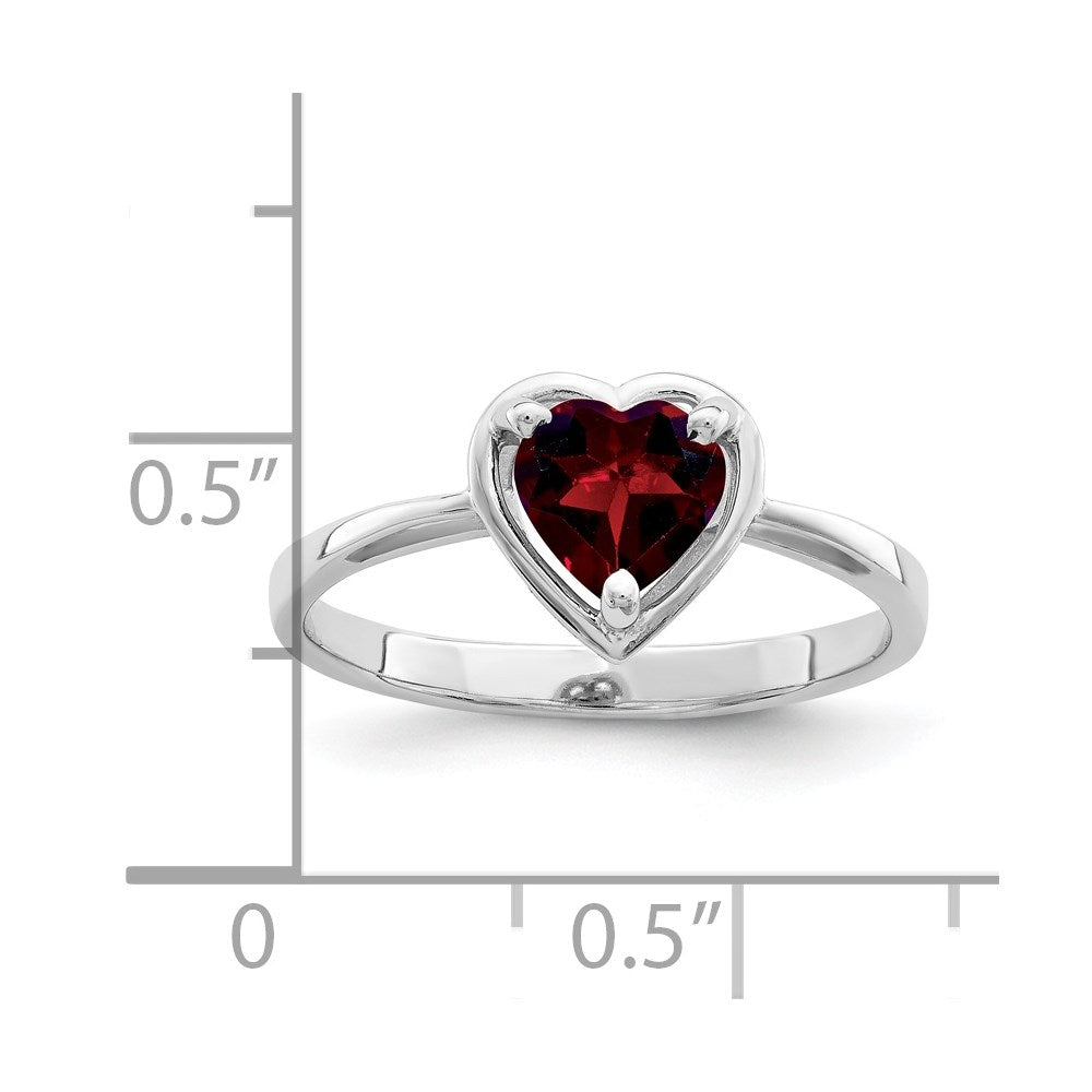 14k White Gold 6mm Heart Garnet ring (1.56 grams)