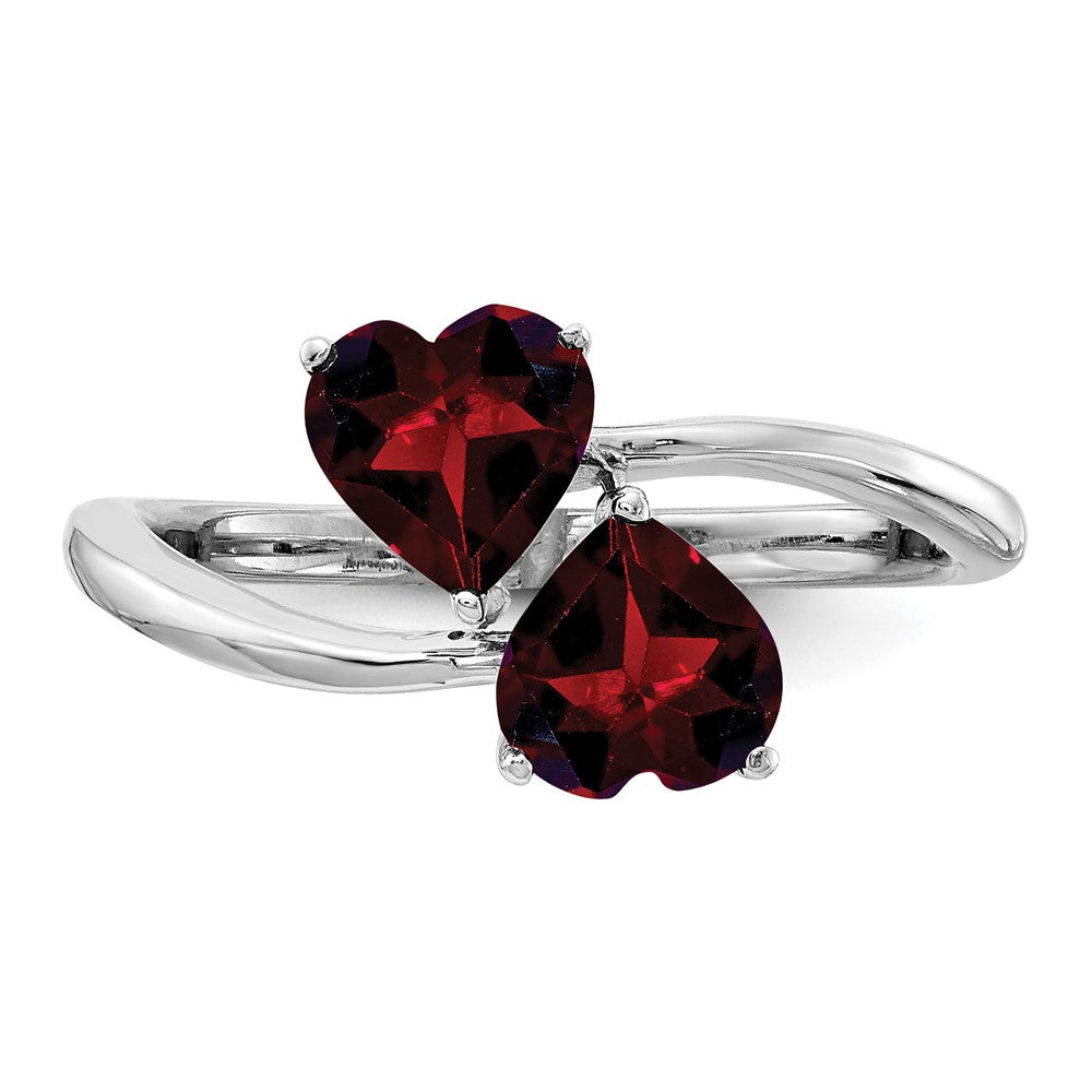 14k White Gold 5mm Heart Garnet ring (2.27 grams)