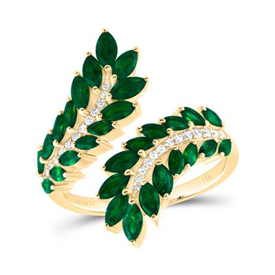 1/8Ctw-Dia Ana M 1 3/4Ctw Mq-Em, Nat Gem Ring (4.01 grams)